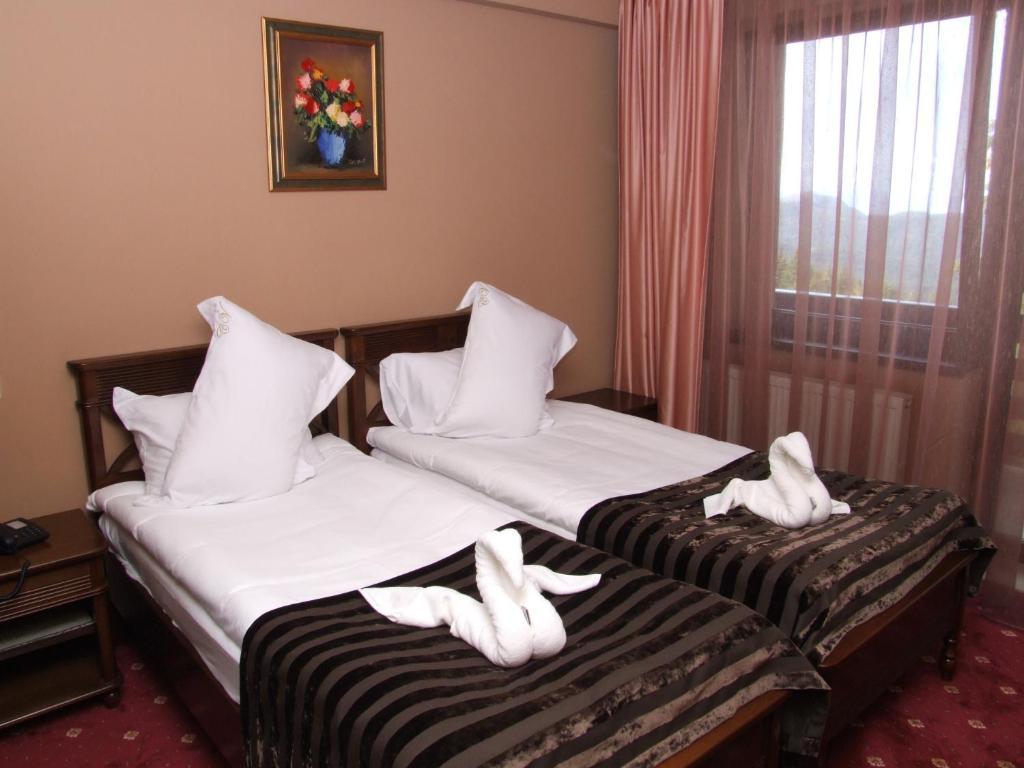 Complex Verona Predeal Room photo